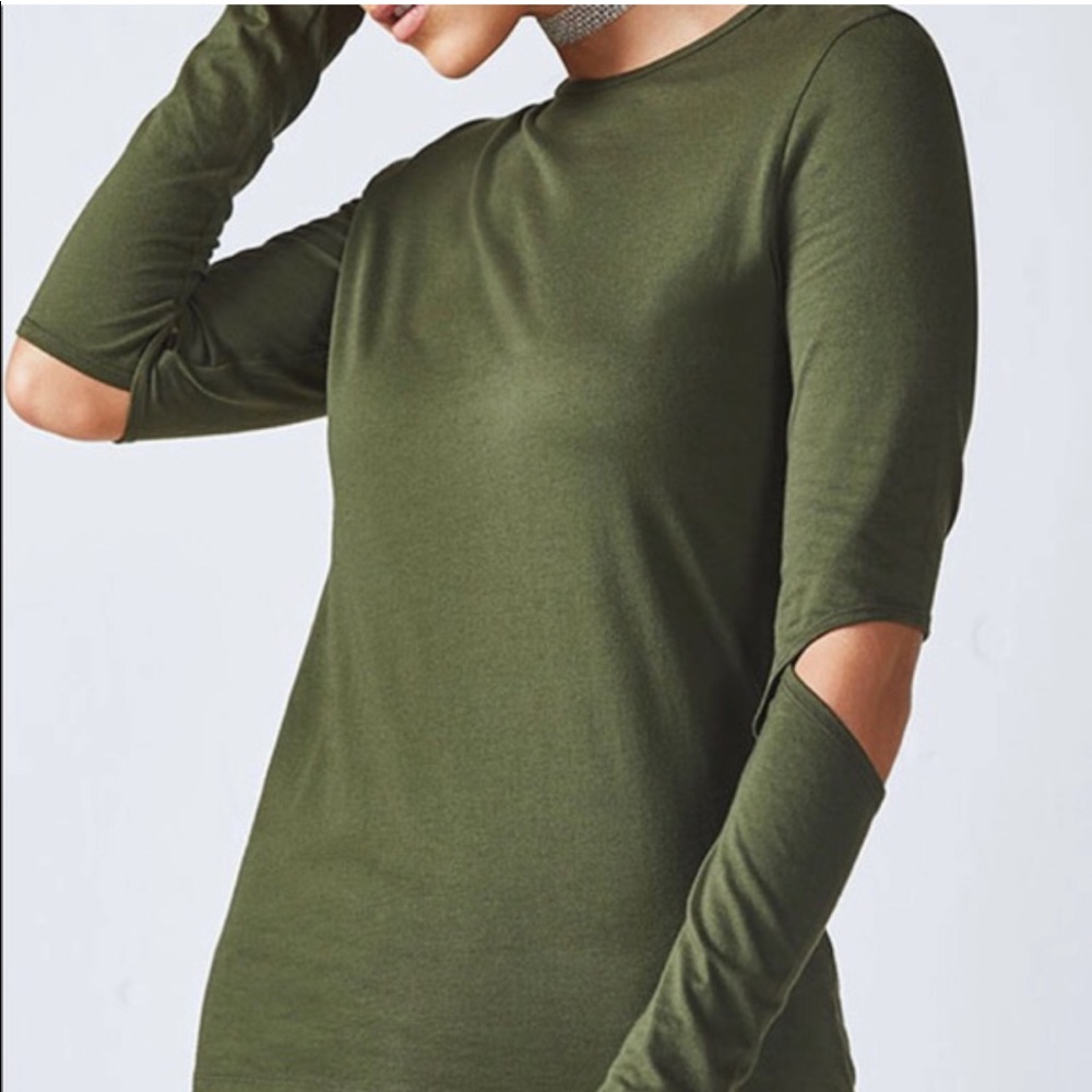 Fabletics shirt